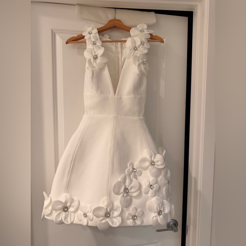 Bronx and Banco White Floral Mini Dress - Picture 6 of 16